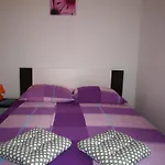 Luna Apartment