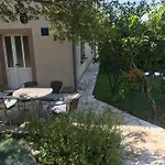 Luna Apartment *