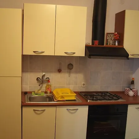 Luna Apartman *